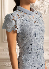 Vestido Renda Bordada – Elegância Sofisticada