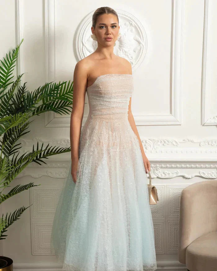 Vestido Longo Estilo Princesa – Tule Transparente, Design Envolvente e Toque de Fada para Verão