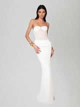 Conjunto Dendrion com Corset Tomara que Caia e Saia em Tule