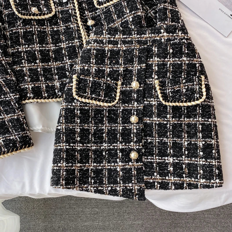 ConjuntoTweed Xadrez – Blazer Manga Longa + Saia A-Line Assimétrica