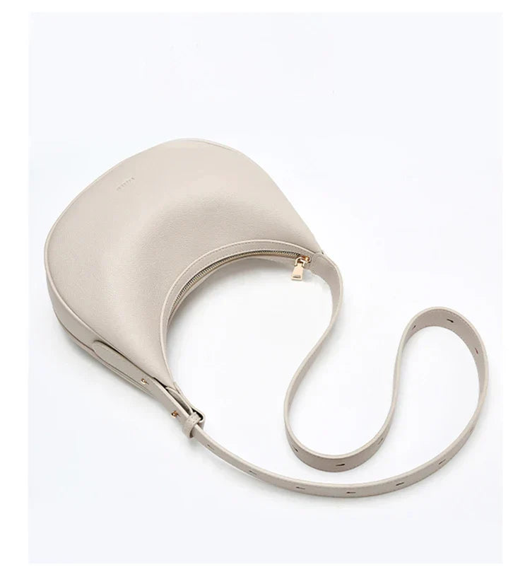Bolsa – Modelo Meia-Lua, Estilo Crossbody, Elegante