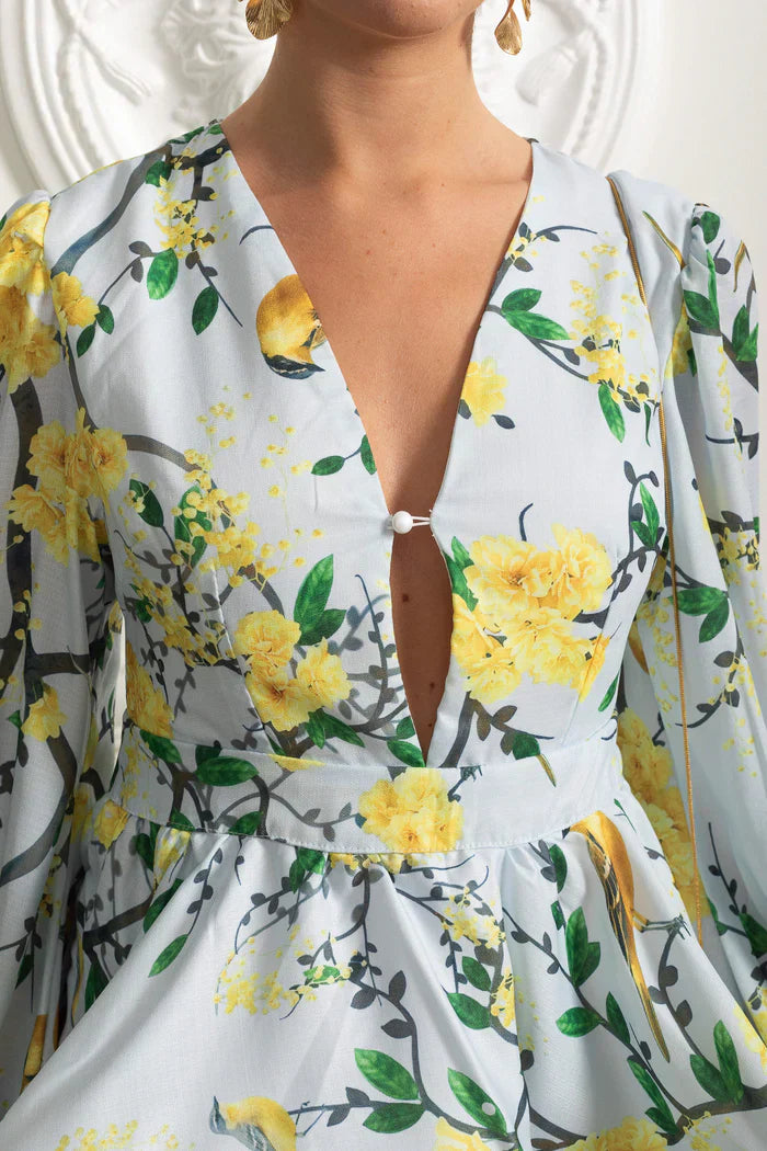 Vestido – Vintage, Decote V, Manga Lanterna, Saia Plissada