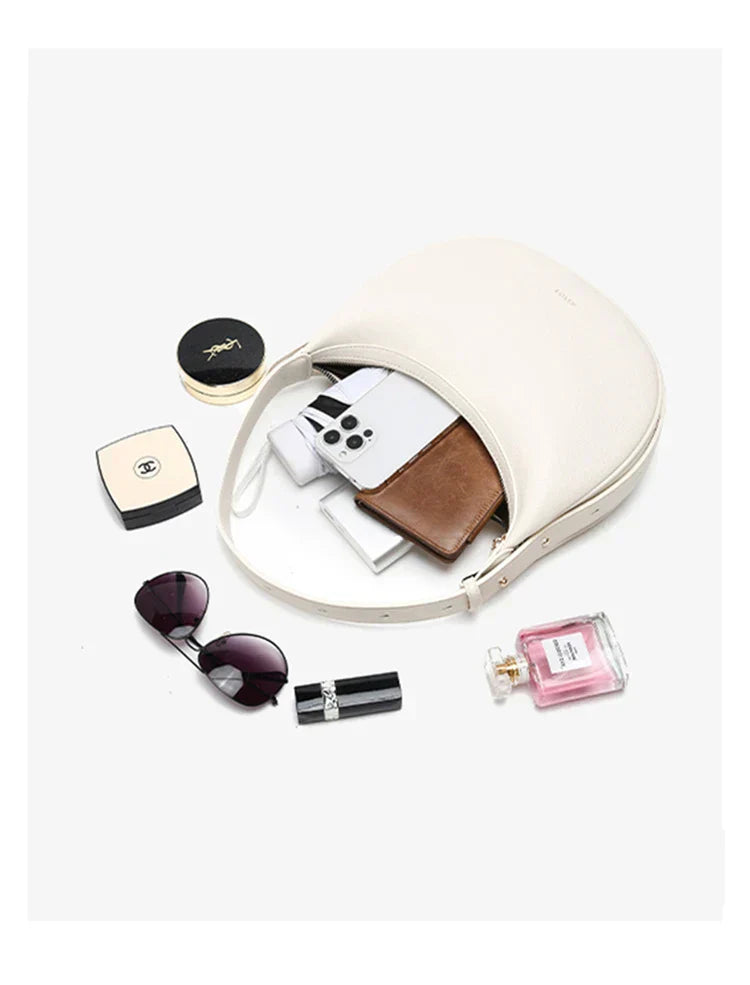 Bolsa – Modelo Meia-Lua, Estilo Crossbody, Elegante