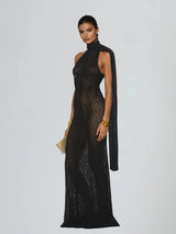 Vestido Longo Calore com Recortes e Echarpe nas Costas