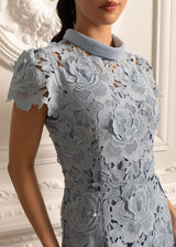 Vestido Renda Bordada  – Elegância Sofisticada