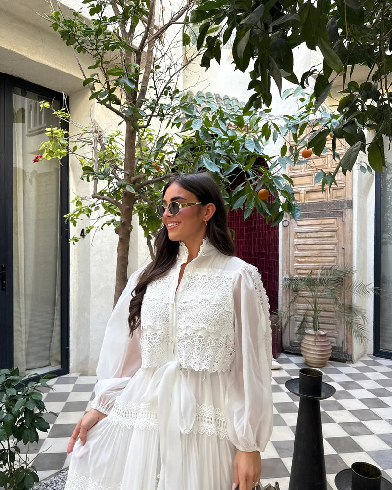 Vestido Vellena – Edição Exclusiva com Renda Bordada