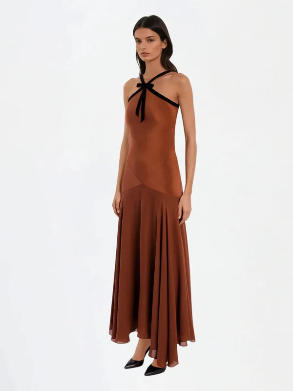 Vestido Longo Laraine com Gola Halter e Laço