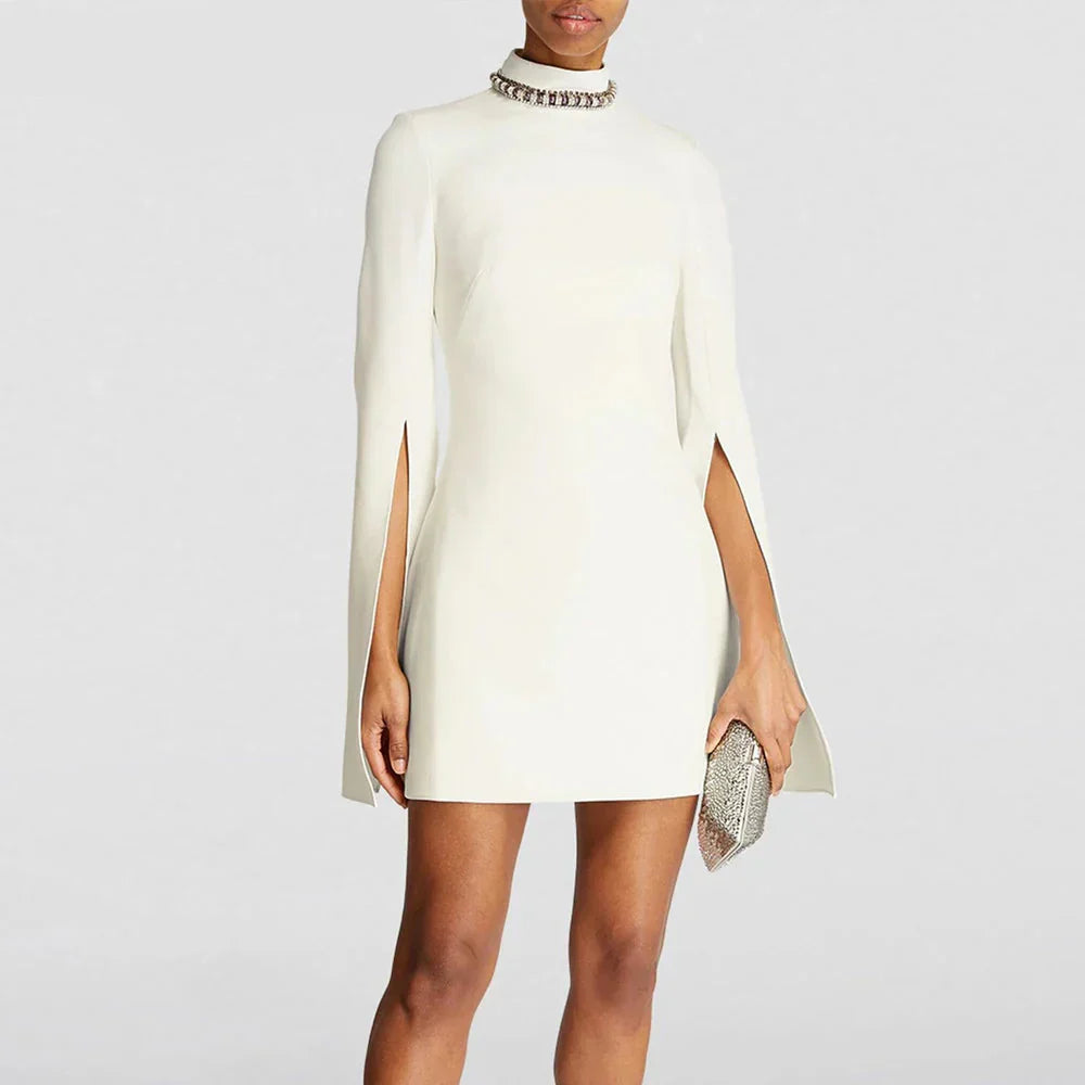 Vestido Bordado á Mão – Gola Alta, Manga Longa