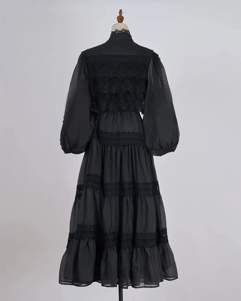 Vestido Vellena – Edição Exclusiva com Renda Bordada